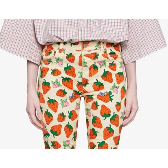 Gucci Strawberry Print Pants Ivory Slim Leg Jeans Size 26 NWT Italy - Picture 5 of 5